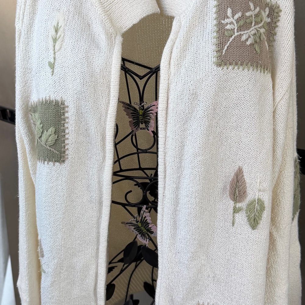 Women’s Cream Embroidered Patchwork Open Cardigan